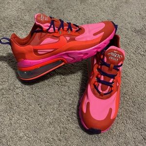 Women’s Nike Air 270’s